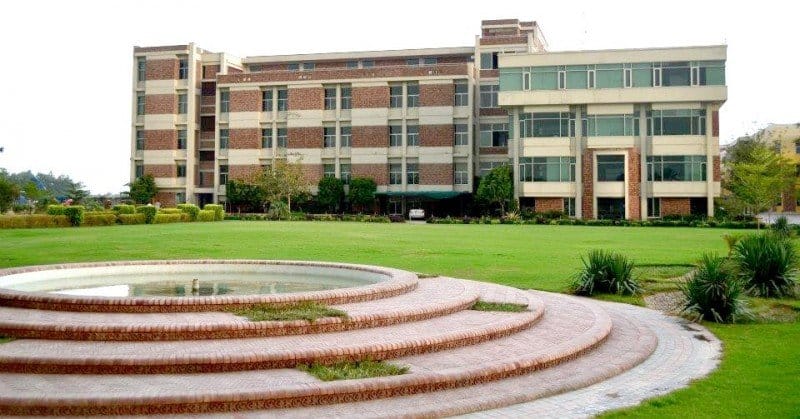 Introduction To The University Of Lahore